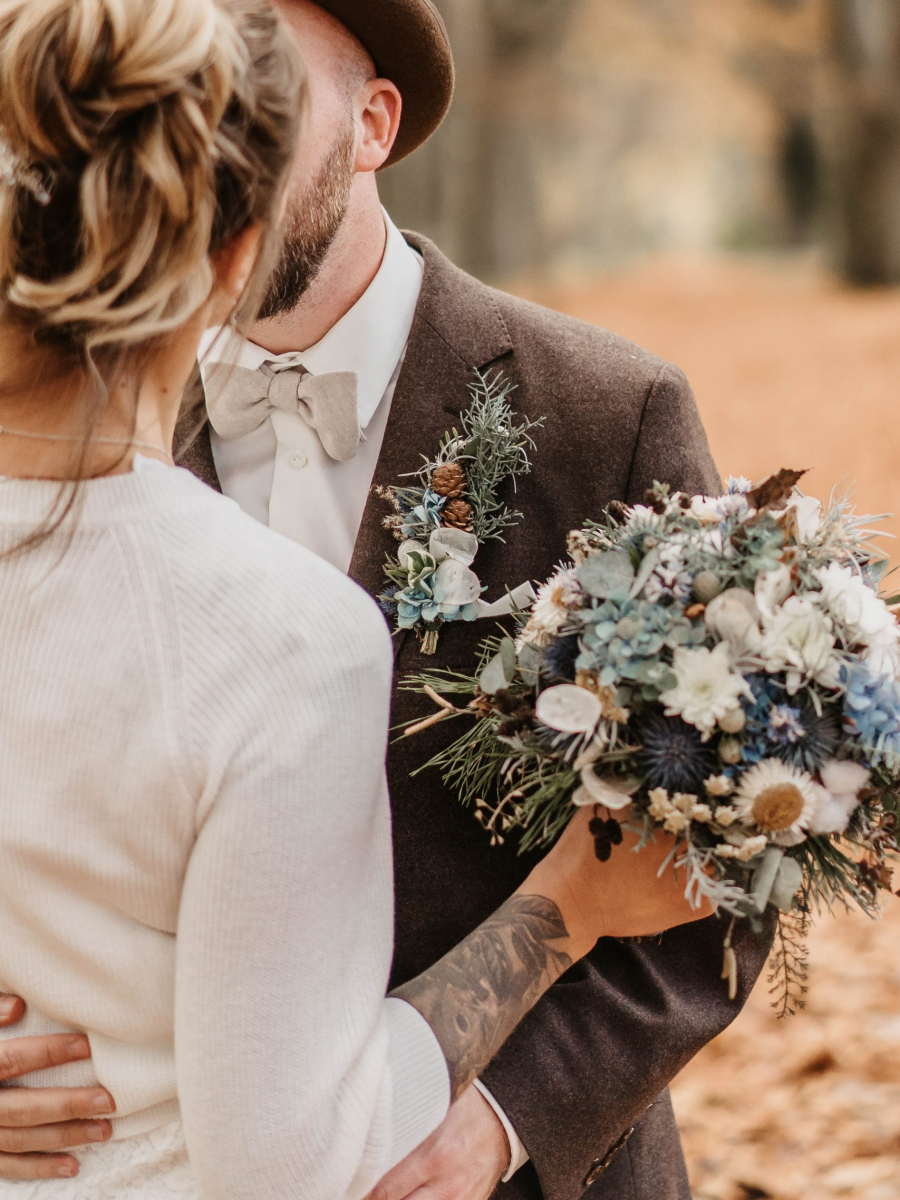 Brautpaar Shooting im Wald