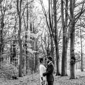 Brautpaar Shooting im Wald