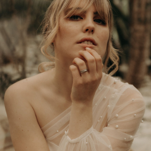 Hochzeitskleid Oneshoulder