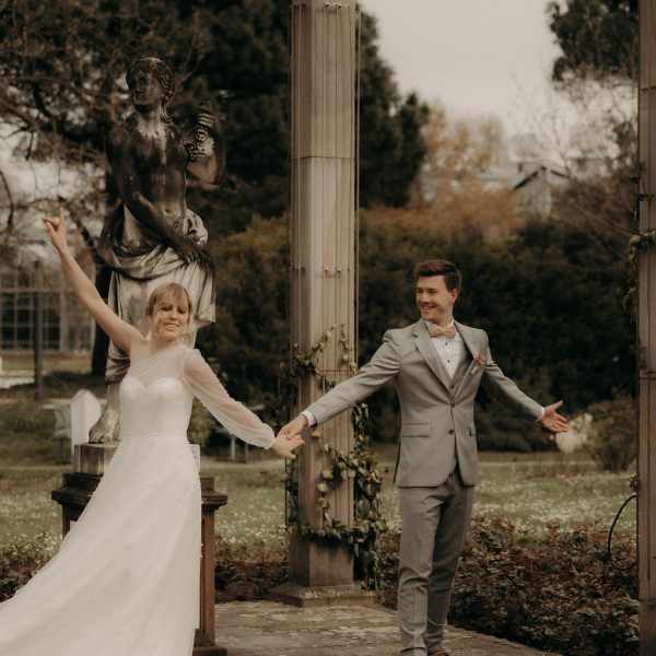 Hochzeitstanz mit Schleppe