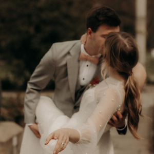 Oneshoulder Weddingdress