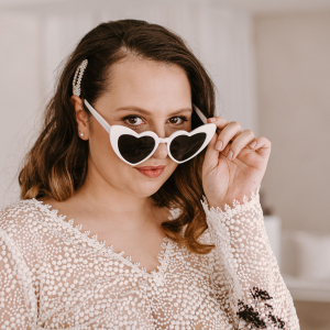 Brautkleid mit V-Ausschnitt