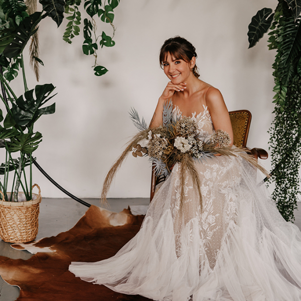 Trägerloses Brautkleid