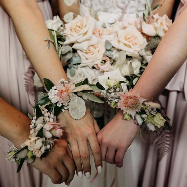 Brautjungfern Blumen-Armbänder