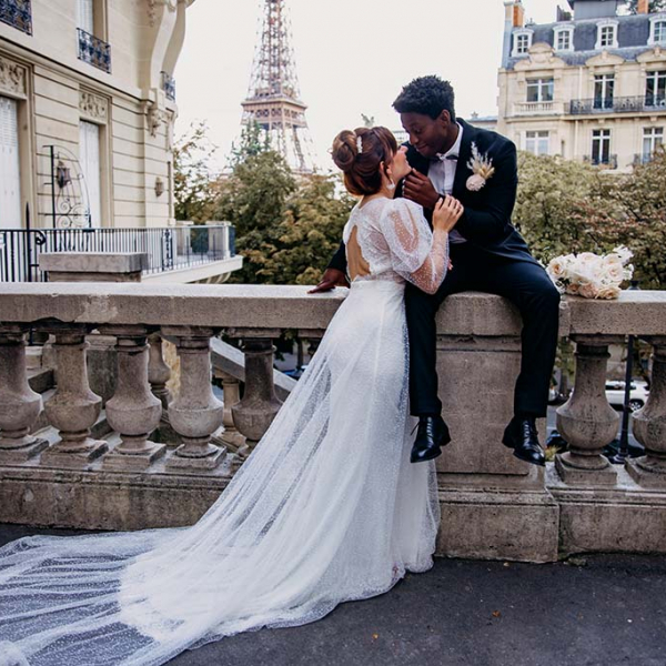 Brautpaar vor dem Eifelturm
